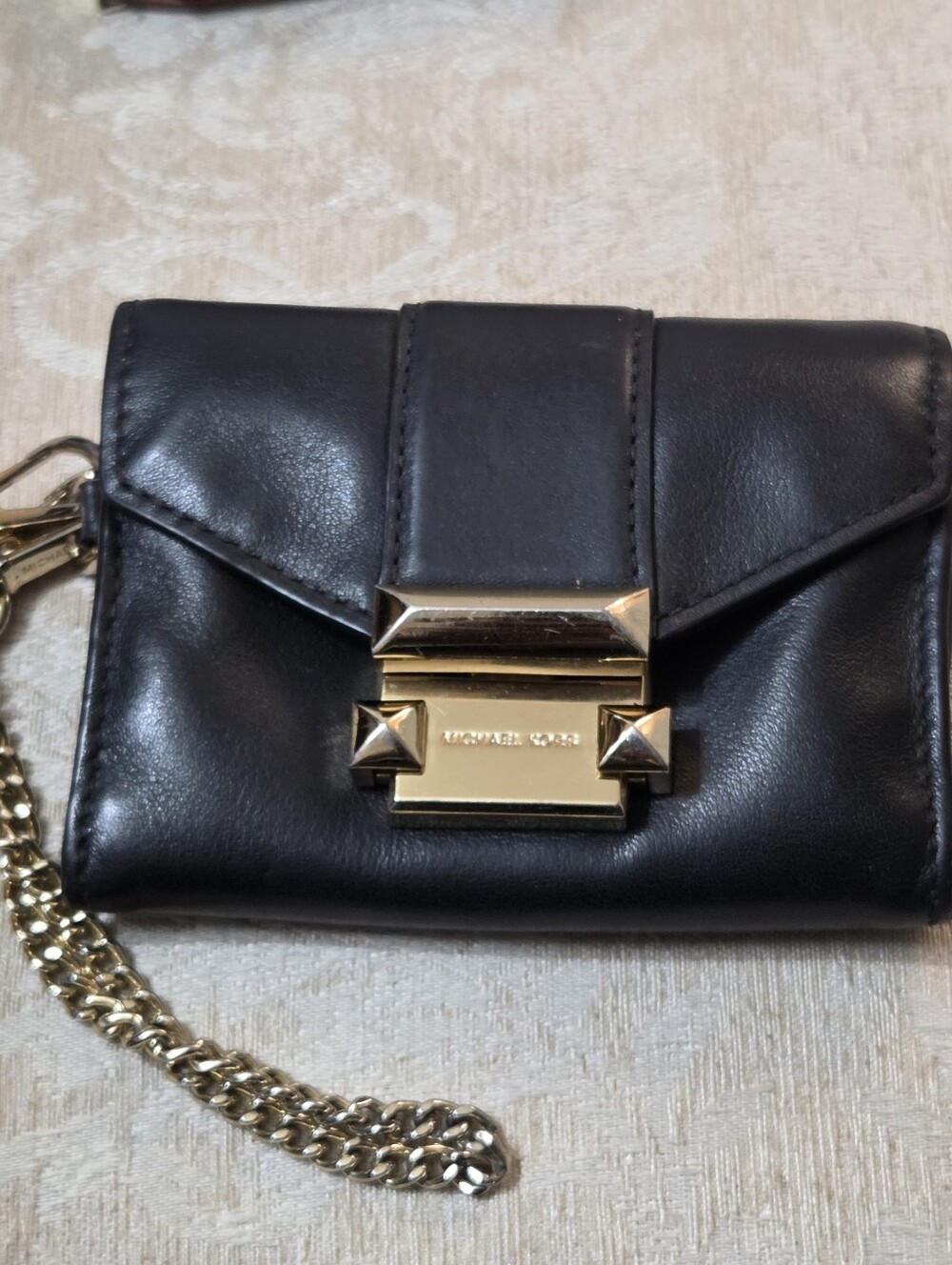 MICHAEL KORS WHITNEY SMALL LEATHER WALLET W CHAIN